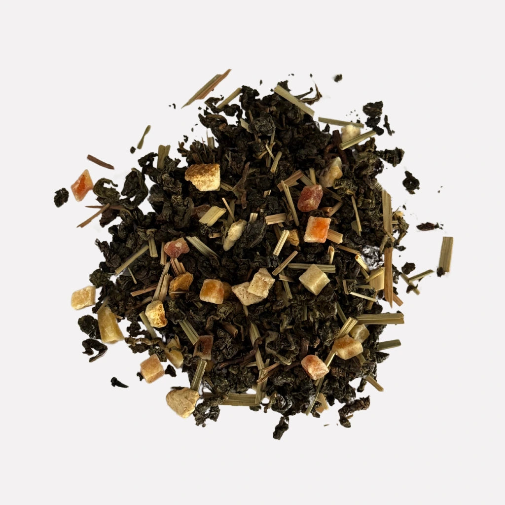 Blue Oolong, té azul Se Chung con papaya y limón, una infusión floral y afrutada ideal para momentos de meditación y relajación